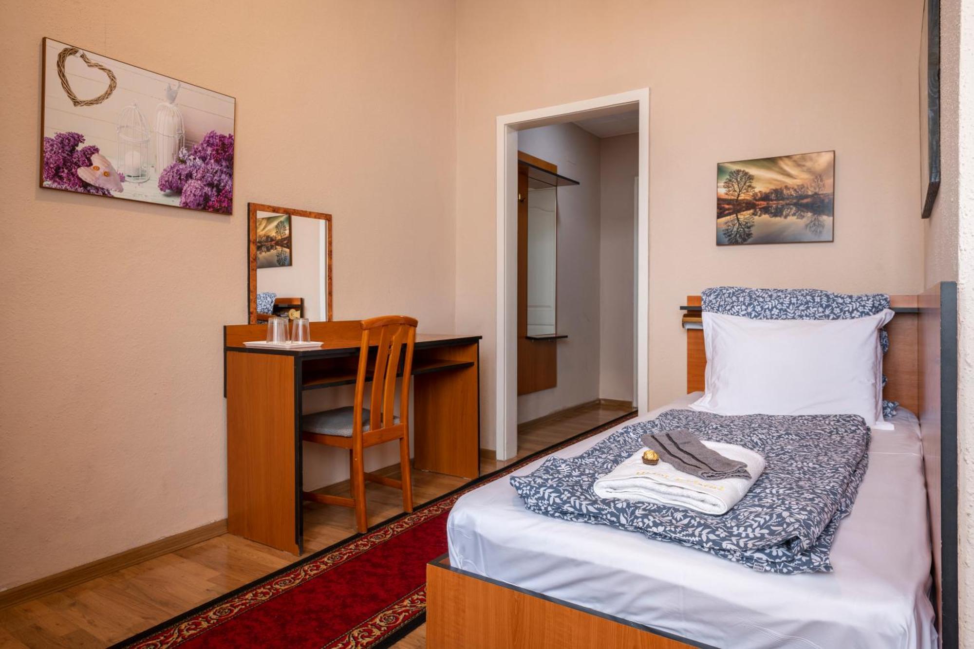 בודפשט Hotel Kristal Gellert Hill מראה חיצוני תמונה