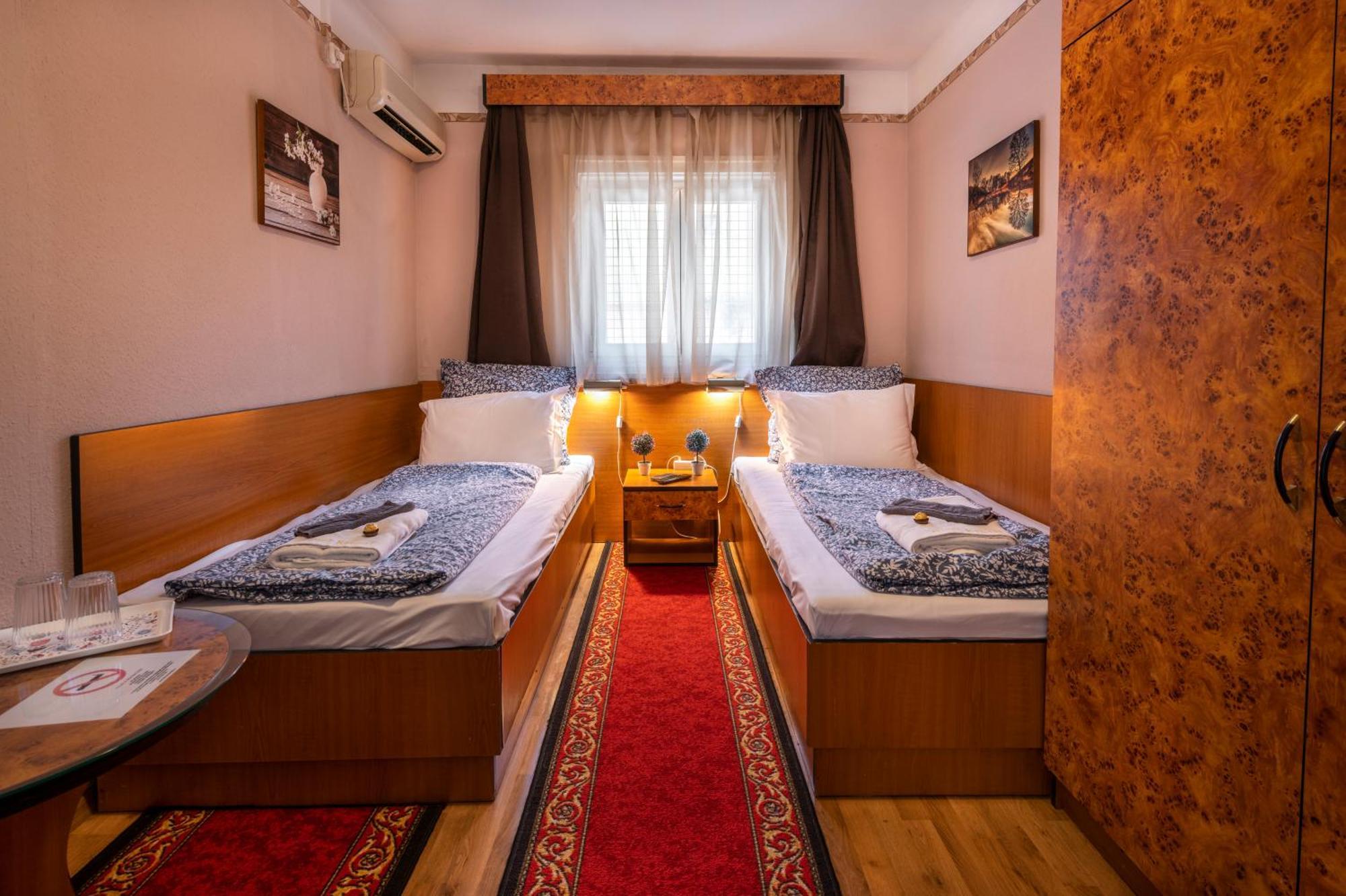 בודפשט Hotel Kristal Gellert Hill מראה חיצוני תמונה